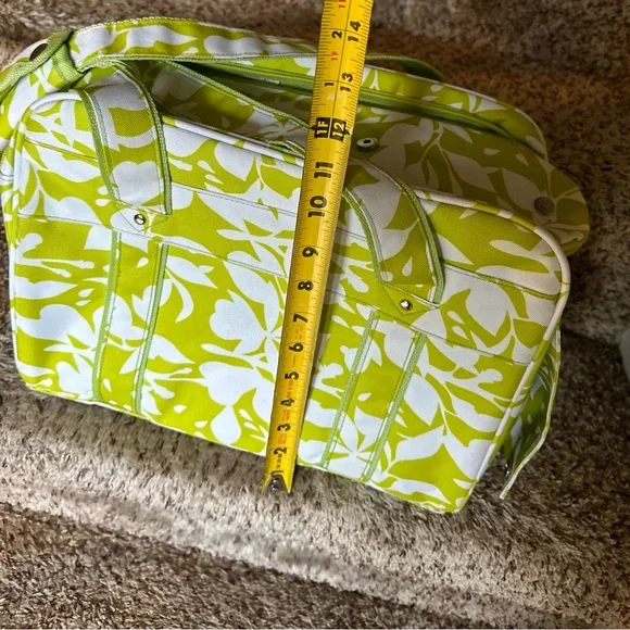 Beautiful designed pet carrier with handles. - Picture 9 of 11